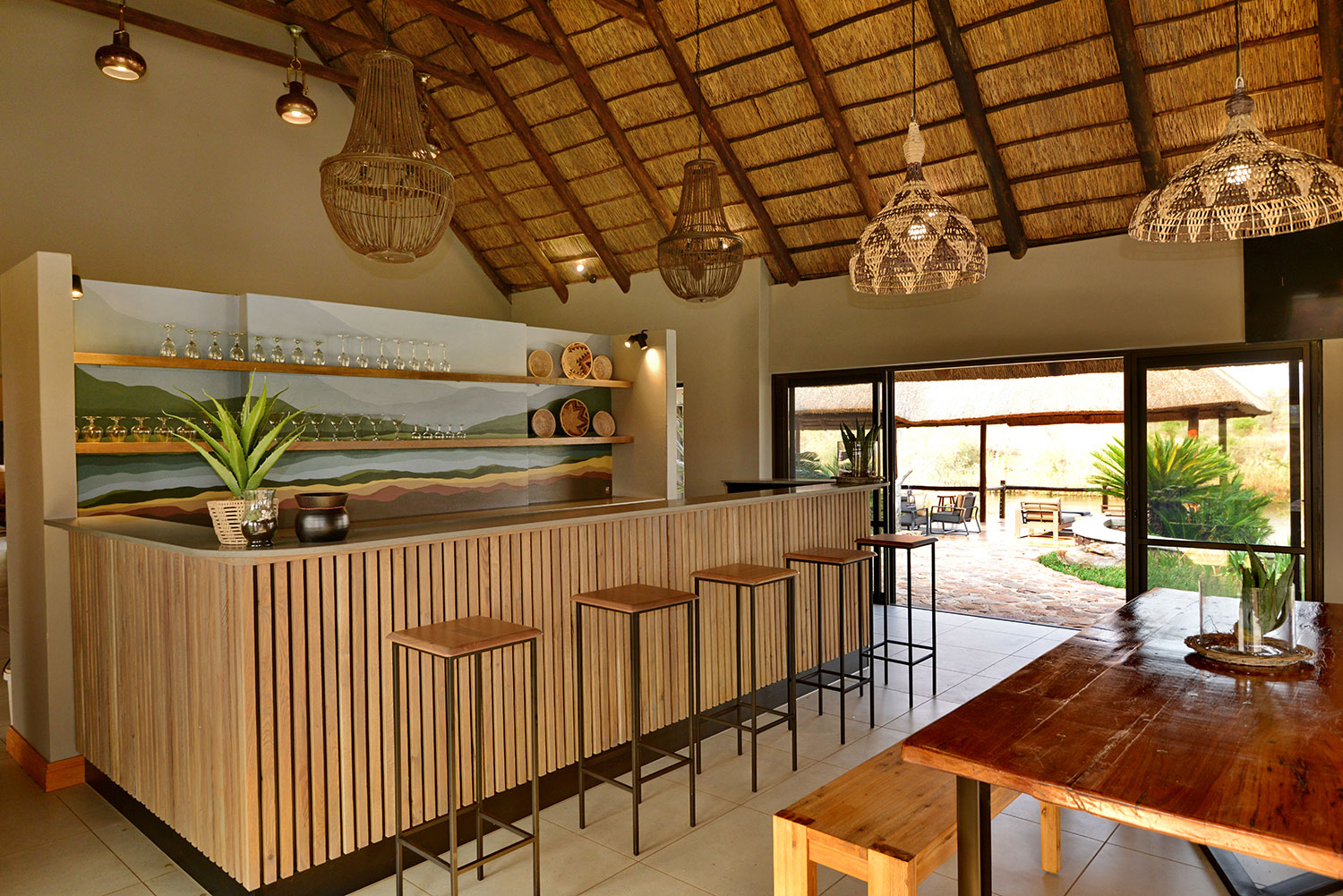 bar
